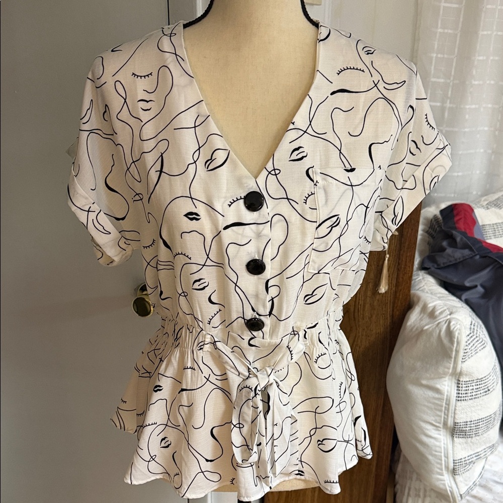 Sweet Rain Cream Abstract Button-Down Blouse